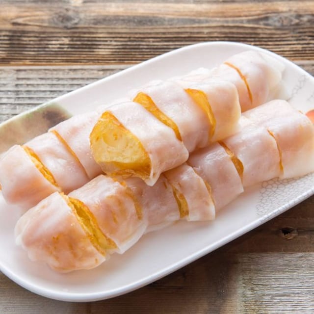 F06 Steamed Flour Roll with Chinese Donut 炸兩.
