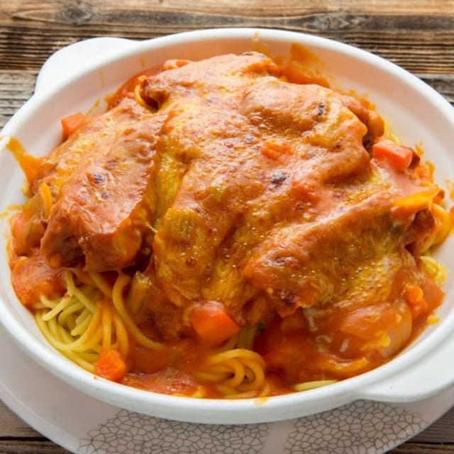 B03 Baked Pork Chop with Tomato Sauce 焗番茄豬扒.