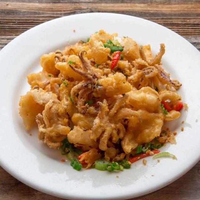 A15 Squid with Spicy Salt 椒鹽鮮魷.