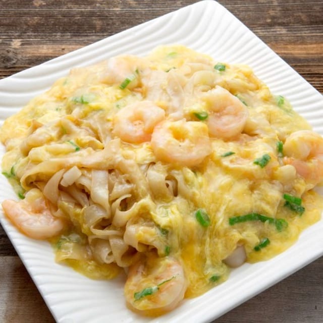 N14 Shrimp and Egg Chow Fun 滑蛋蝦炒河.
