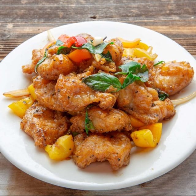 E12 French Style Pork Ribs or Fish Fillet with Spicy Sauce法式班片 /排骨.