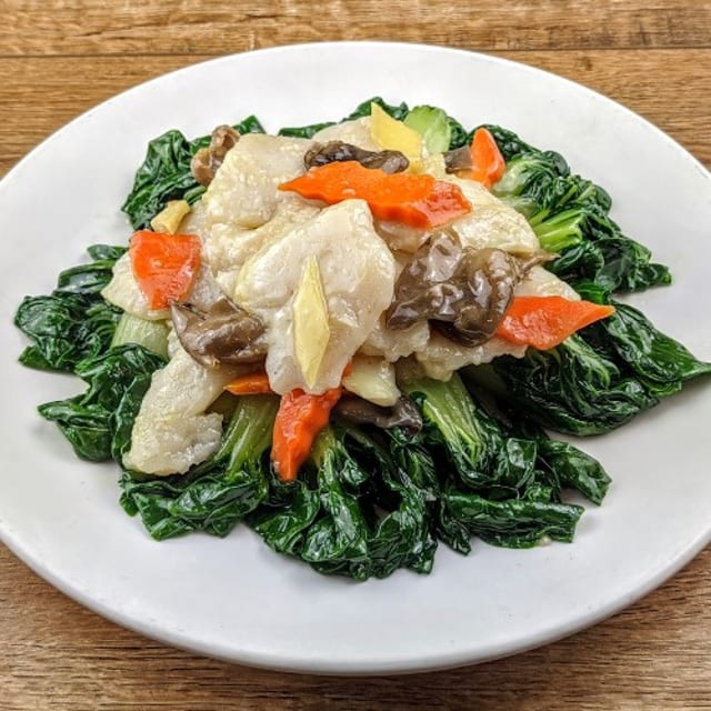 E03 Seasonal Vegetables with Beef/Chicken/Fish Fillet 時菜牛肉/雞/魚.
