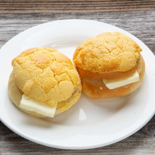 A01 Hong Kong Style Pineapple Bun with Butter (2) 港 式 菠 蘿 油.