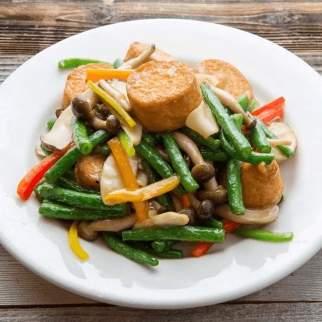 (P) Egg Tofu with Assorted Mushroom 玉子豆腐炒鮮菌.
