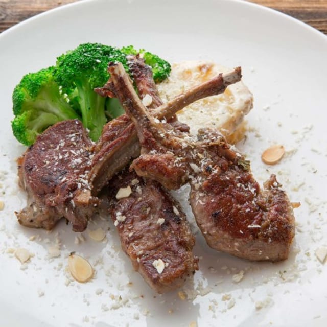 G11 Grilled Rack of Lamb 查煎法式手扒.