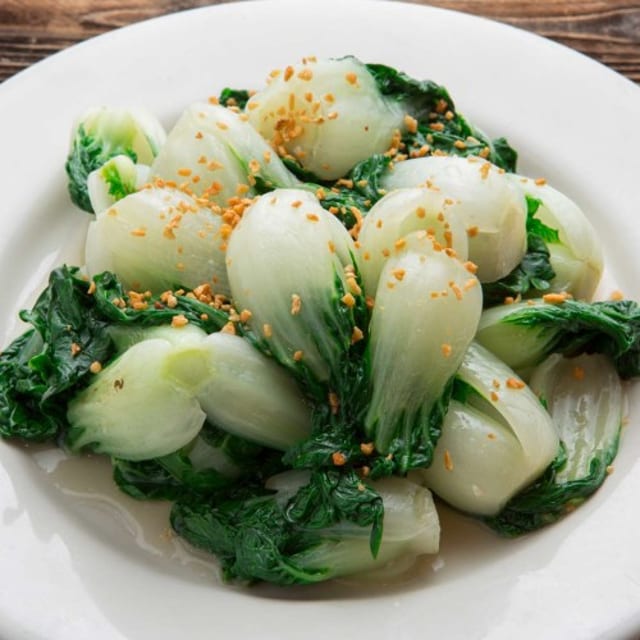 V05 Sautéed Baby Bok Choy/Chinese Greens/Broccoli with Garlic Sauce 蒜蓉炒白菜苗/菜心/西蘭花.