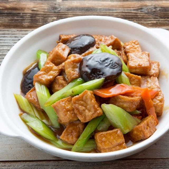 V13 Braised Tofu 紅燒豆腐.