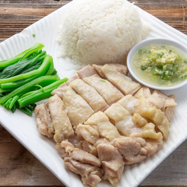 P01 Ginger Chicken with Rice 原味沙姜雞飯.