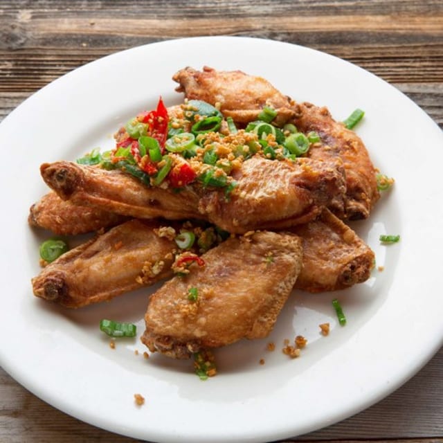 A14 Fried Chicken Wings with Spicy Salt 椒鹽鷄翼.