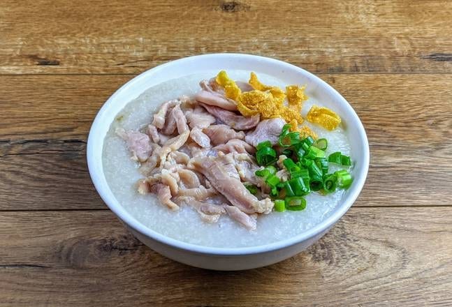 C57 Fresh Chicken with Bone Congee 黃毛雞粥(帶骨).
